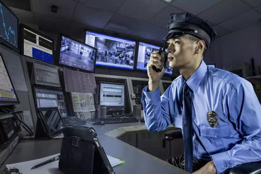重要要求：軍隊(duì)禁止用微信取代對講機(jī)執(zhí)行任務(wù)！